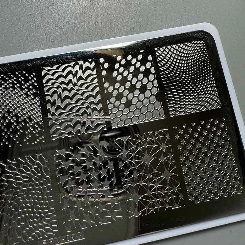 XMQ Nail Art Plates - Intricate Line Templates for Stunning Designs