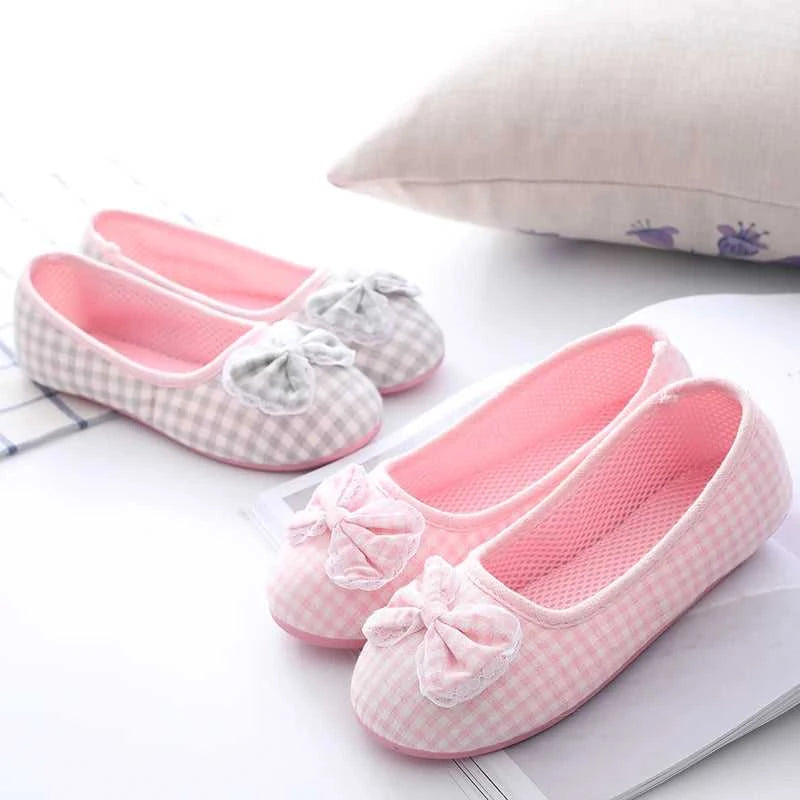 GKTINOO 2026 Winter-Autumn At Home Thermal Cotton-Padded Slippers Women's Cotton Slippers Indoor Slippers With Soft Outsole Shoe The jack market .AU The jack market .AU Step Up Your Style: Trendy Shoes for Every Occasion! $ 58 14:1052;200000124:1394