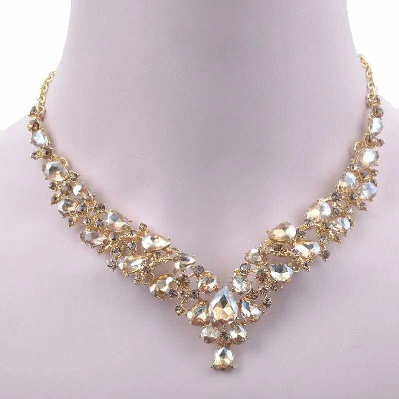 Crystal Pink Bridal Jewelry Sets Teardrop Shape Wedding Necklace Earrings African Fashion Party Jewelry Sets Accessories 8 color The jack market .AU The jack market .AU Jewellery & Chains $ 65 200001033:200003759#red