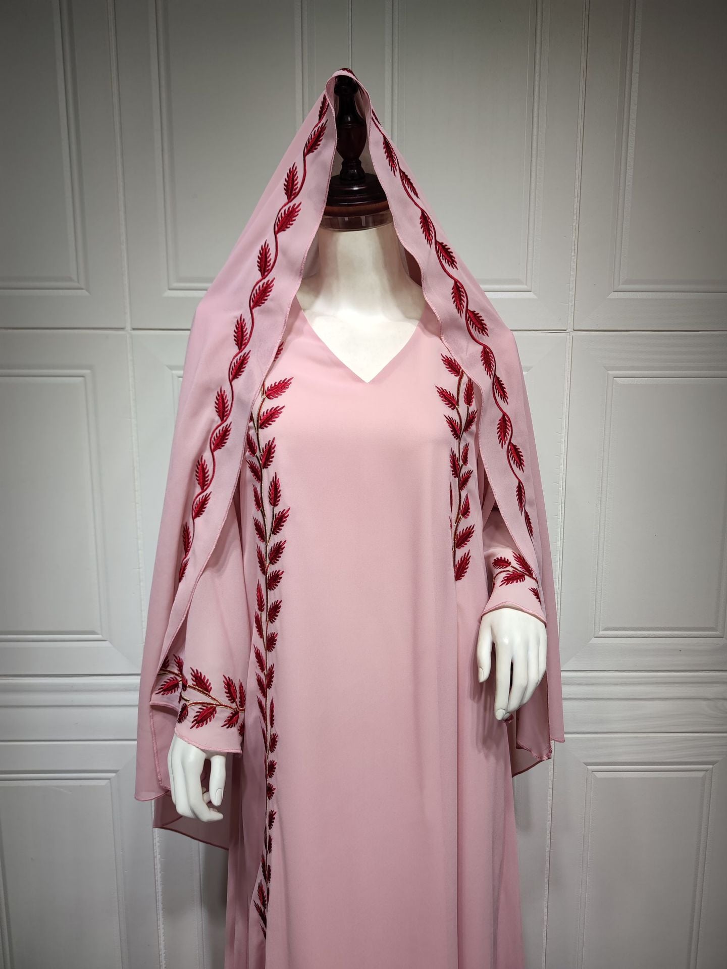 Women's Embroidery Abaya with Scarf – 2-Piece Muslim Dress Set