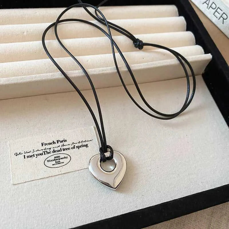 Fashion Spiral Heart-Shaped Pendant Necklace for Women Adjustable Long Black Wax Rope Clavicle Chain Charm Couple Birthday Gift The jack market .AU The jack market .AU Jewellery & Chains $ 48 200001033:200003757#5