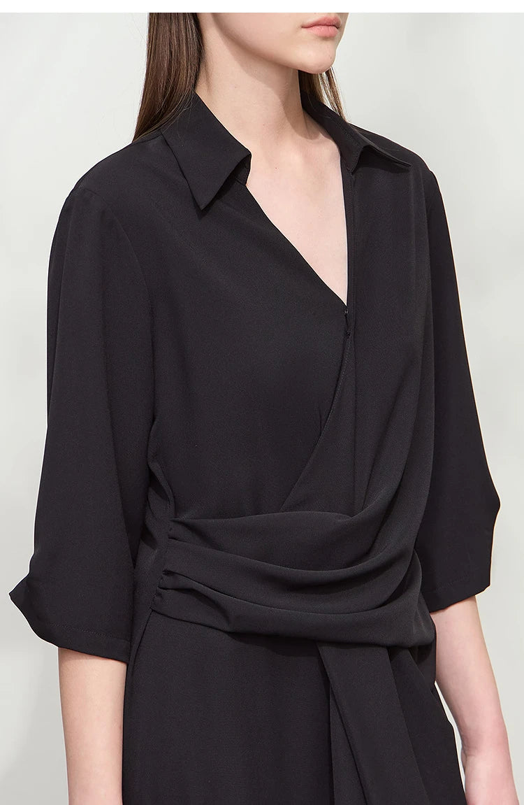 AMII Minimalist Dress Women 2025 Autumn New Elegant Office Lady Lapel V-neck Slim Non-stretch Pleated Knee A-Line Dress 12521027