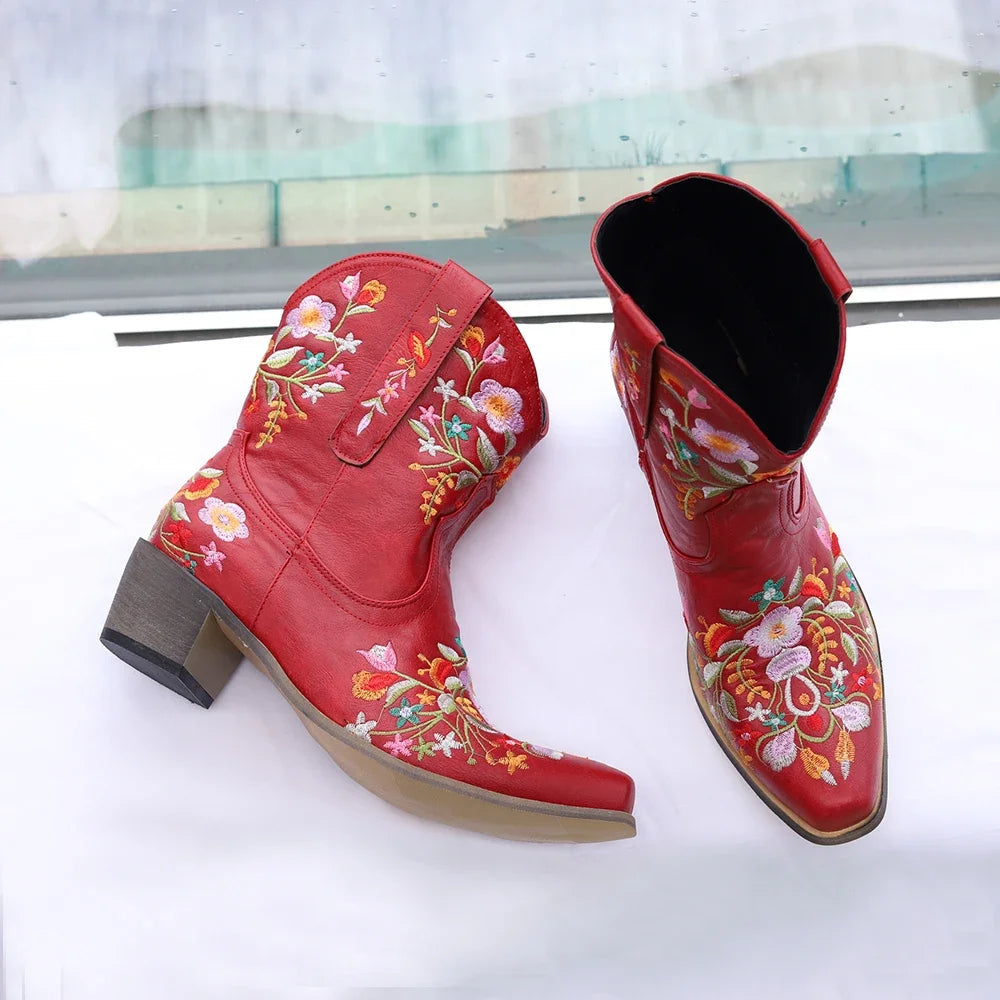 Women Cowboy Boots Luxury Embroidery Pointed Toe Winter Boots Ladies Shoes Comfortable Designer Botas Outdoor Skidproof Wearable