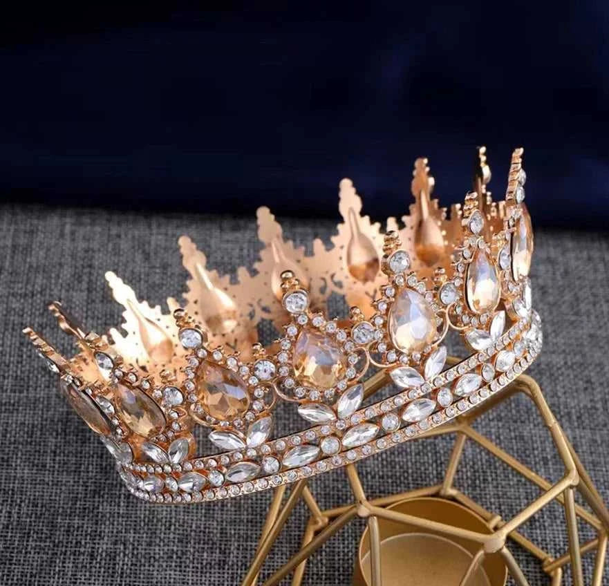 Wholesale Gold Crystal Headdress Prom Pageant Full Round Circle King Crowns For Cake Decoration The jack market .AU The jack market .AU Jewellery & Chains $ 65 200001033:200025551#C21;351:200001569