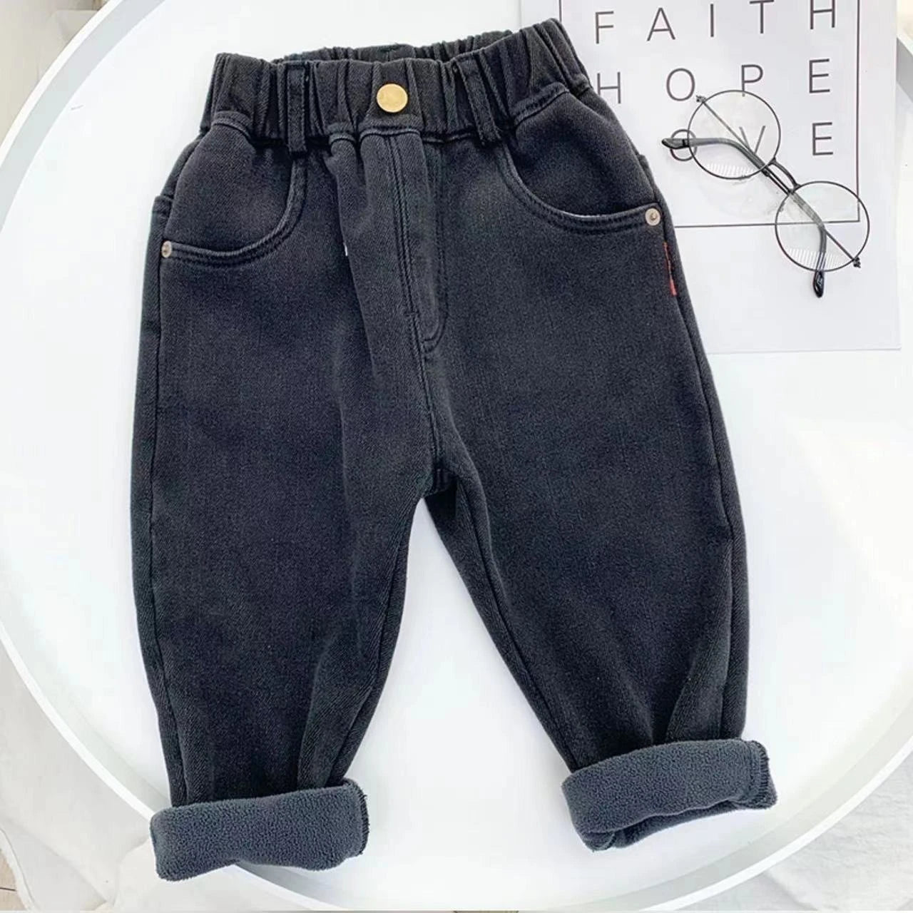 Boys' Fleece-Lined Jeans Thick One-Piece Pants for Winter. Stylish Baby & Children's Warm Trousers for Autumn
