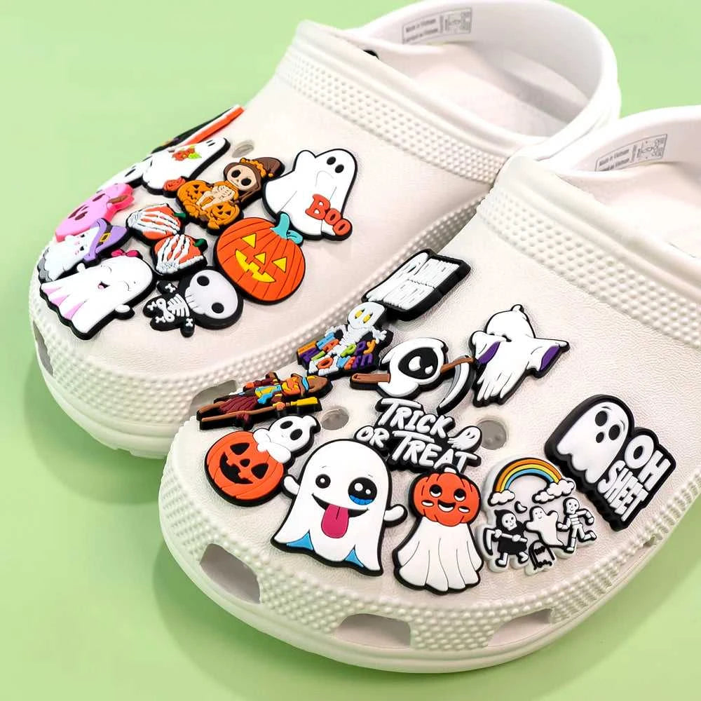 1pcs Halloween Pins for Kids Party Accessories Trick or Treat Shoe Charms for Men Women Ghost Pumpkins Shoe Decorations Buckles The jack market .AU The jack market .AU Step Up Your Style: Trendy Shoes for Every Occasion! $ 47 14:202530813#HYB014-126