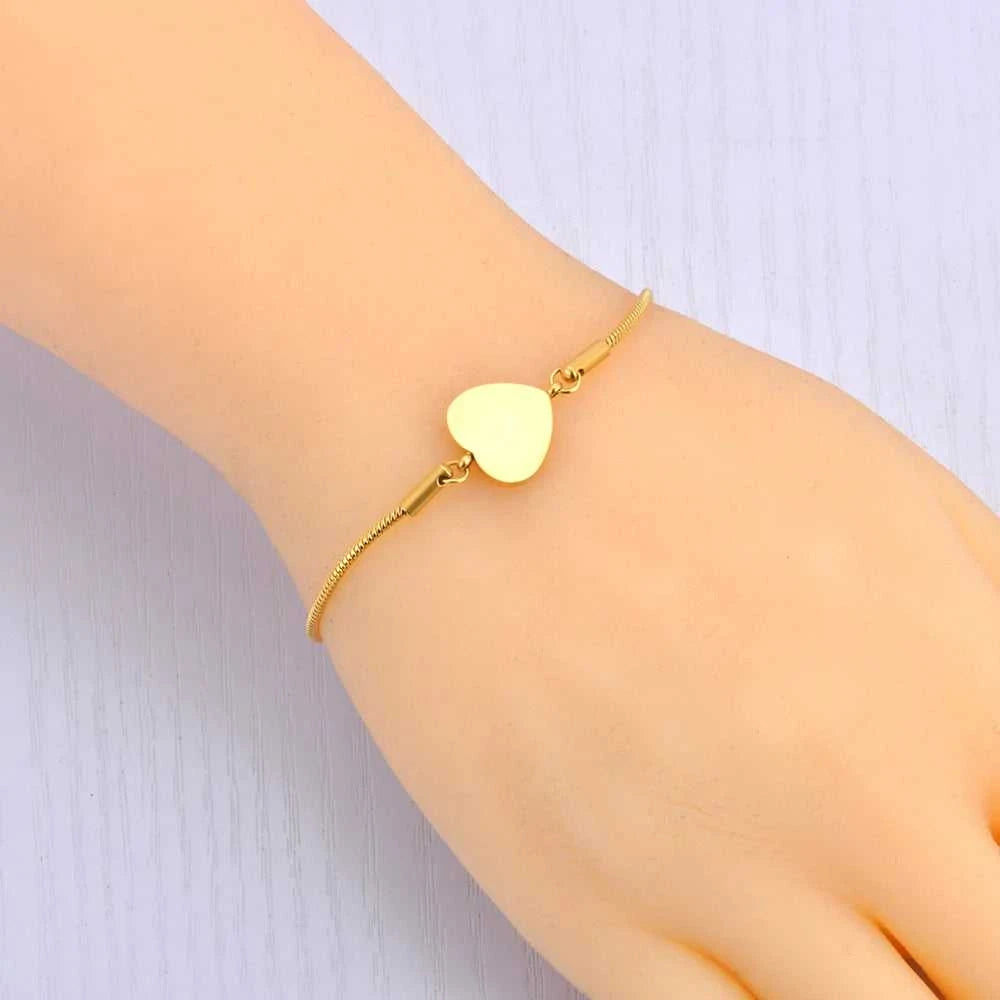 Lokaer Stainless Steel Heart Shaped Hollow Out Chain Bracelet for Women 18K Gold Plated Fashion Waterproof Daily Jewelry B25220 The jack market .AU The jack market .AU Jewellery & Chains $ 53 200001034:1433145302#B24053P-Tree