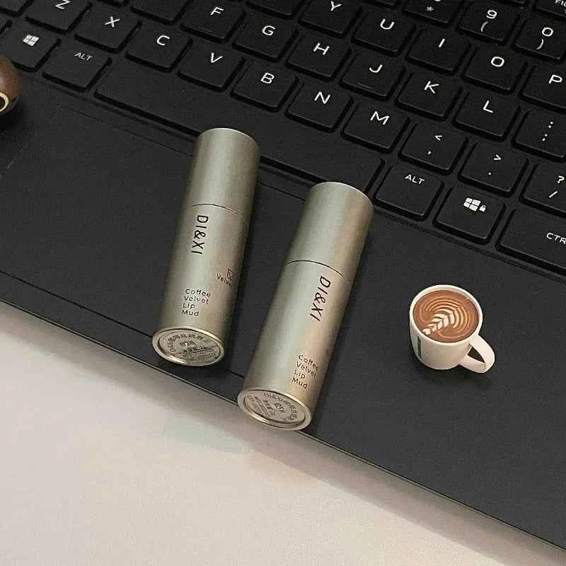 Dark Brown Velvet Matte Lip Gloss - Waterproof Liquid Lipstick for Confident Nude Coffee Brown Lips