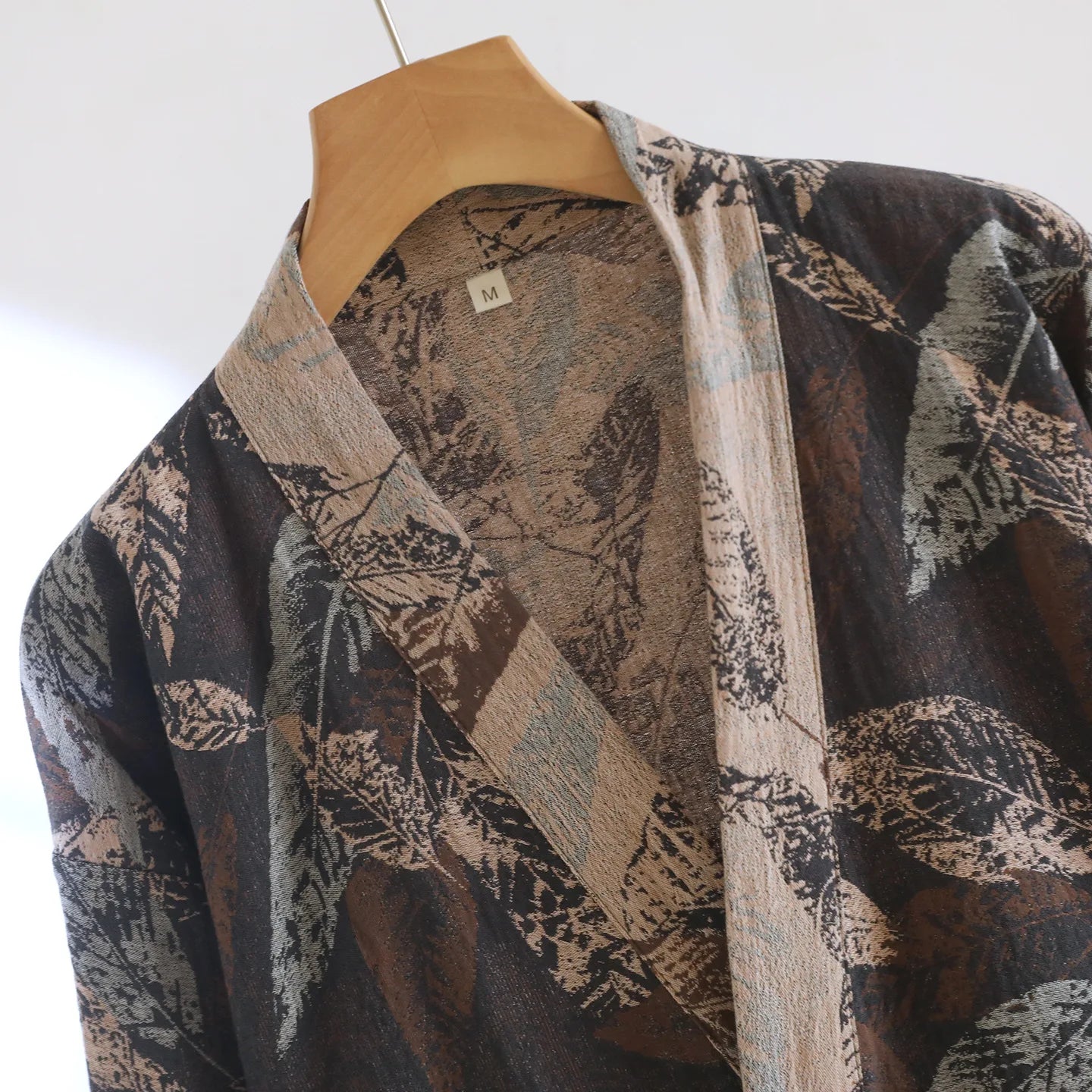 Men's Cotton Crepe Pajamas Robe Japanese Kimono Cardigan Print Sleepwear V-Neck Gauze Comfort Bathrobe Homewear for Men