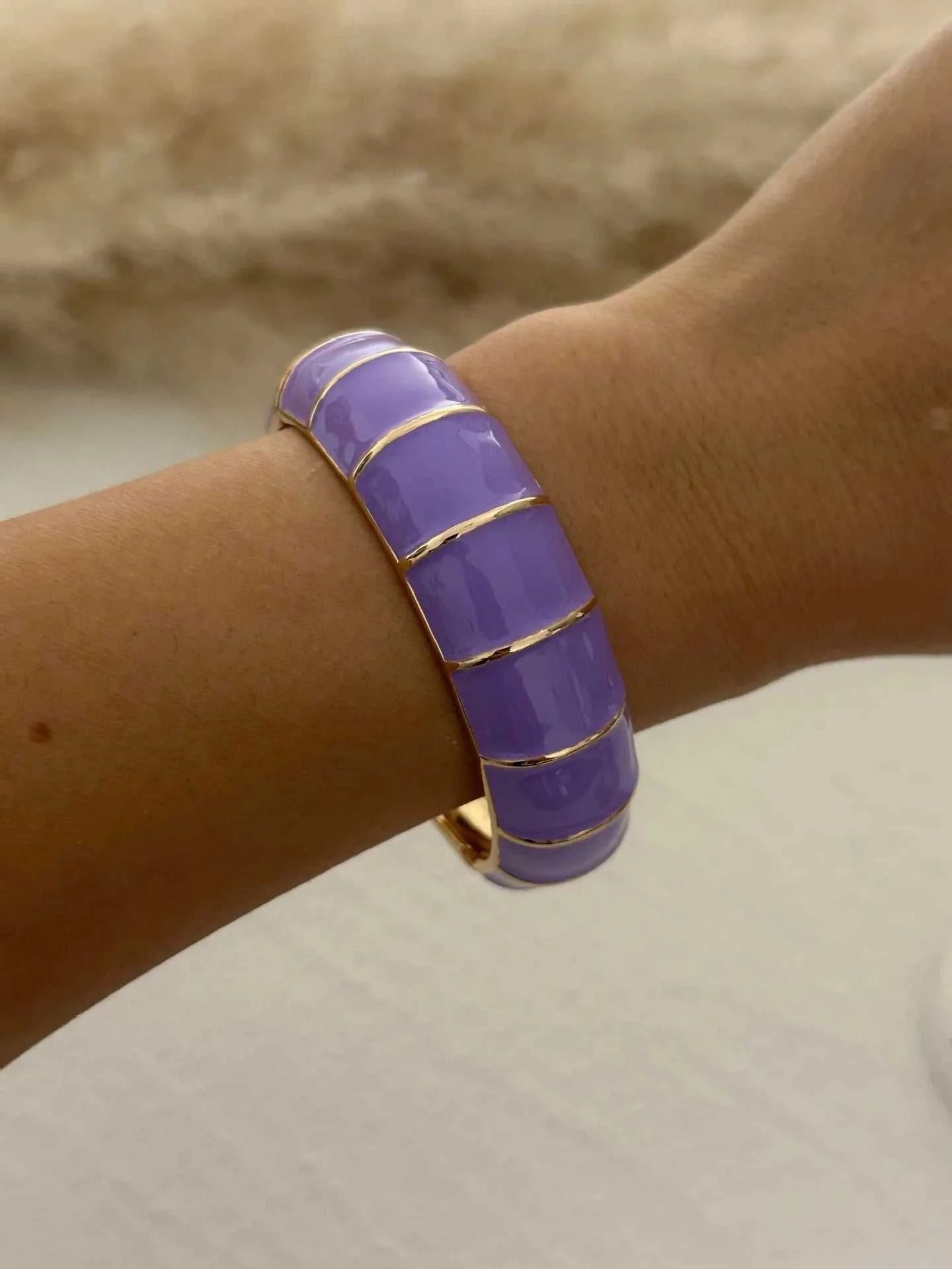 KMVEXO Irregular Purple Color Dripping Oil Zinc Alloy Enamel Bangles Geometric Wide Cuff Spring Bracelets For Women Jewelry ﻿ The jack market .AU The jack market .AU Jewellery & Chains $ 52 200001034:361181#35661-Purple