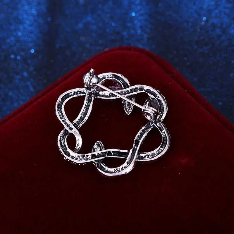Snake Brooch Animal Rhinestone Crystal Lapel Pin Men's Suit Coat Collar Pin Badge Jewelry Clothing Accessories New Retro Metal The jack market .AU The jack market .AU Jewellery & Chains $ 52 200001033:200003760#XD7996-1