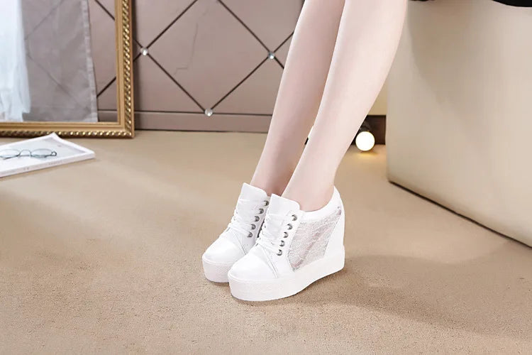 High Top Women's Casual Shoes Leather Casual Sneaker Hidden Increased Ladies Ankle Boots New Plush Woman Platform Boots Botines