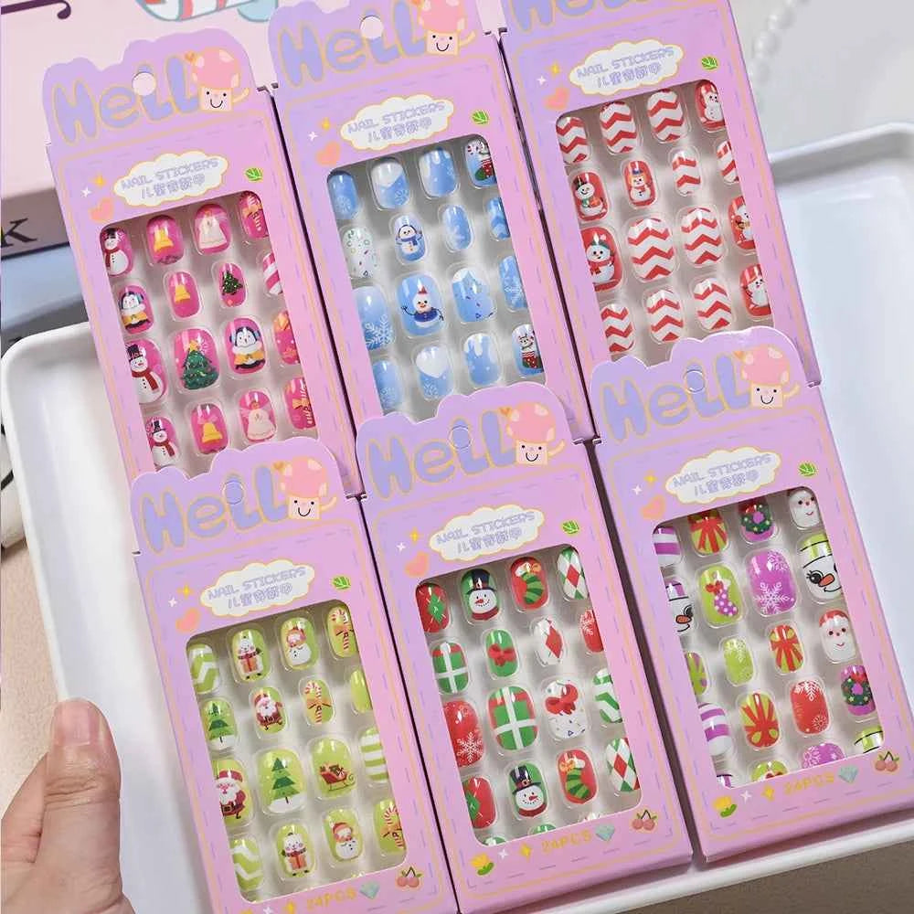 24pcs Princess Girls Christmas Press On Nails Candy Color Kawaii Christmas Tree Snowman False Nails New Year Children Fasle Nail