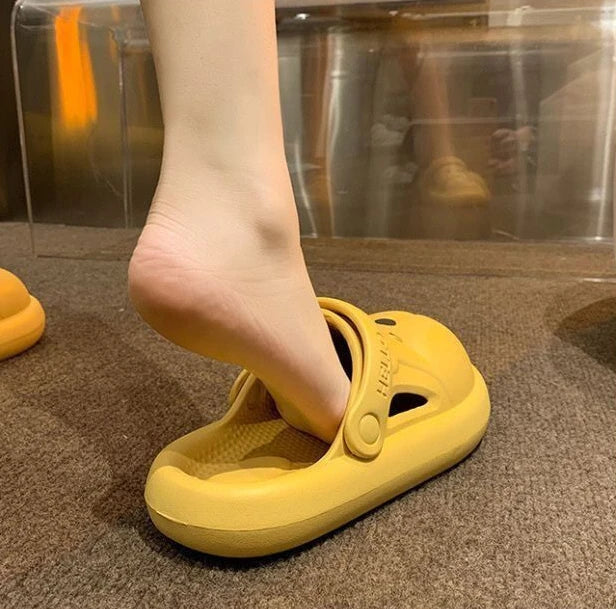 Shoes for Women 2025 Kawaii Cute Woman Slippers Round Toe Animal Cartoon Sandals Anime Slides Home Men Summer Mules House Indoor