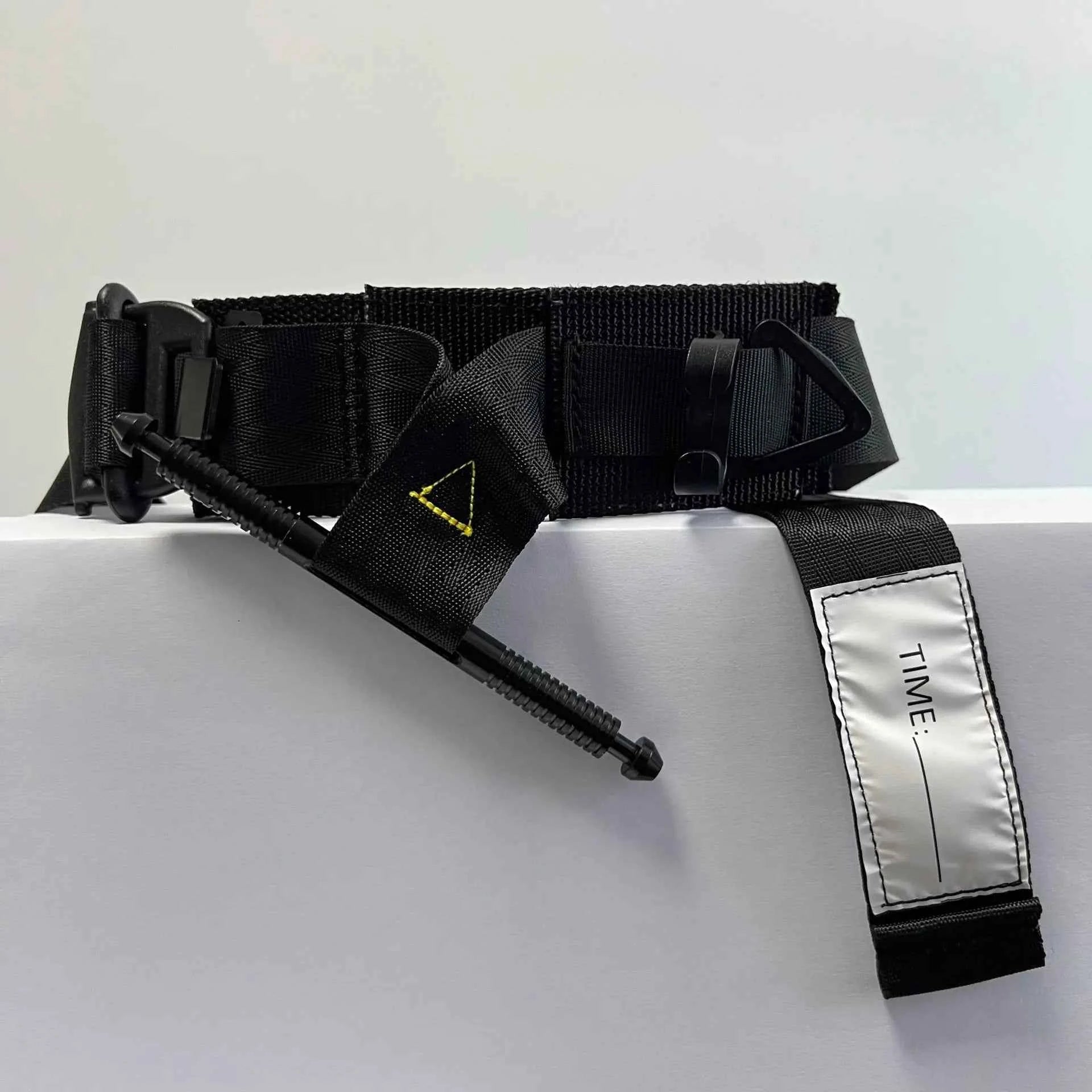 SOF spinning tourniquet bandage, fifth generation aluminum alloy solid metal rod triangle buckle, fast hemostasis for injuries