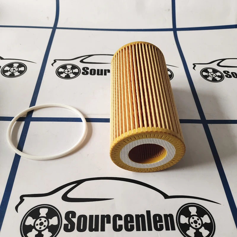 Car Oil Filter High Quality Engine Oil Filter For Volvo C30 C70 S40 S60 V50 V60 XC60 XC70 OEM No. 8692305