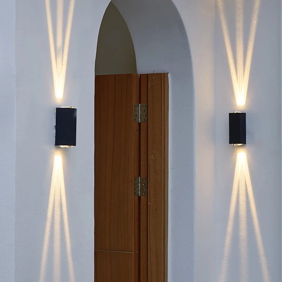 1Pack 20W Waterproof Up and Down LED Wall Lamp Waterproof Exterior Wall Spotlight Outdoor Villa Entrance Garden Porch Light