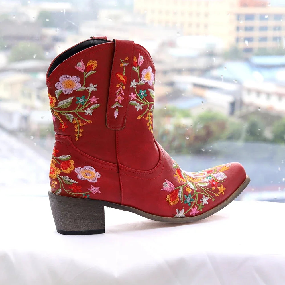 Women Cowboy Boots Luxury Embroidery Pointed Toe Winter Boots Ladies Shoes Comfortable Designer Botas Outdoor Skidproof Wearable