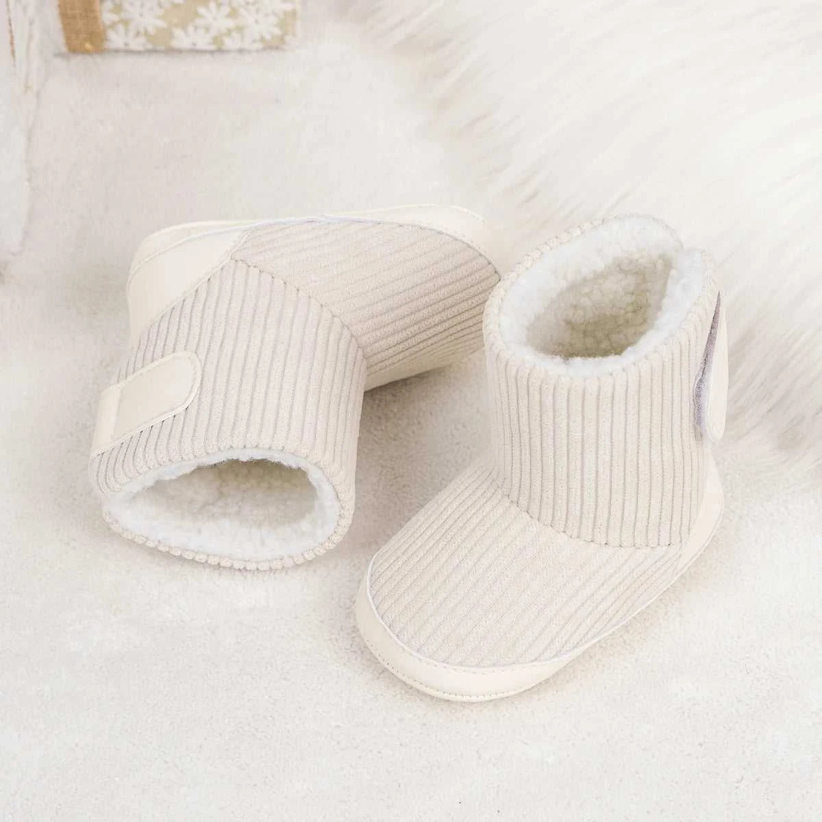 KIDSUN Newborn Baby Winter Boots Soft Corduroy Warm Booties With Fur Lining Unisex Design For Baby Boys Girls The jack market .AU The jack market .AU Mum & Kids: Essential Products for Every Family $ 26 14:771;200000264:201336170