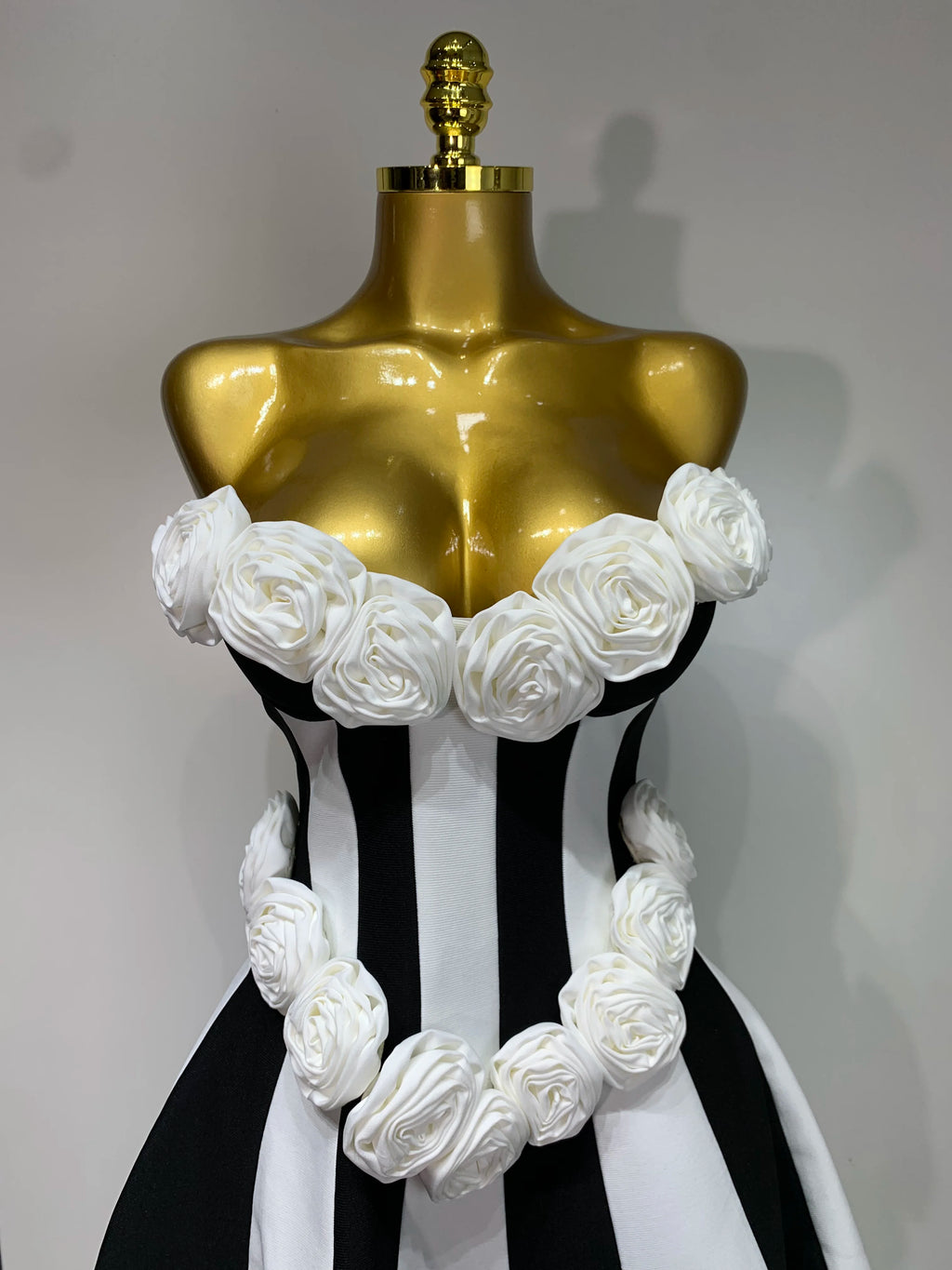 Women Flower Decoration Strapless Black White Stripe Bandage Short Dress Cocktail Party 2025 Elegant Evening Club Party Dress
