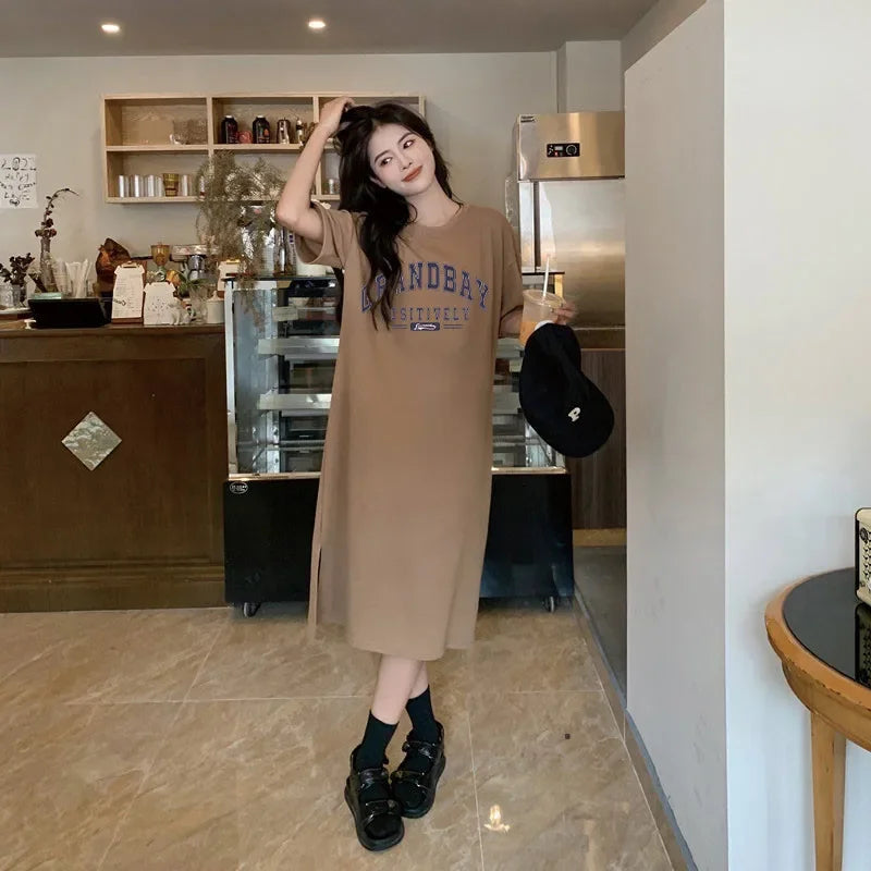 Summer Vibes Retro Letter-Print Plus-Size Loose Dress - Casual Short-Sleeved Home Wear for Confident Women