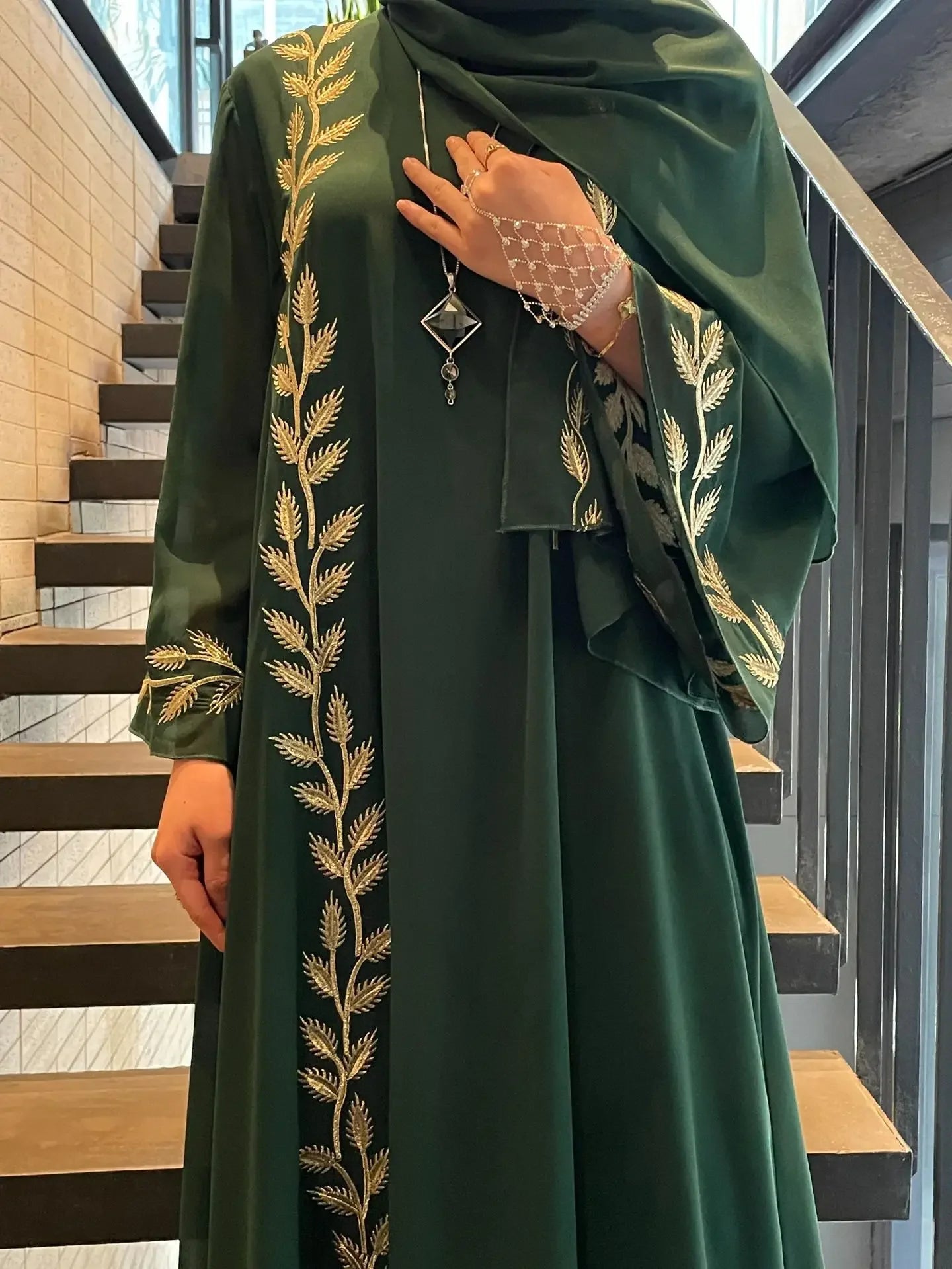 Women's Embroidery Abaya with Scarf – 2-Piece Muslim Dress Set