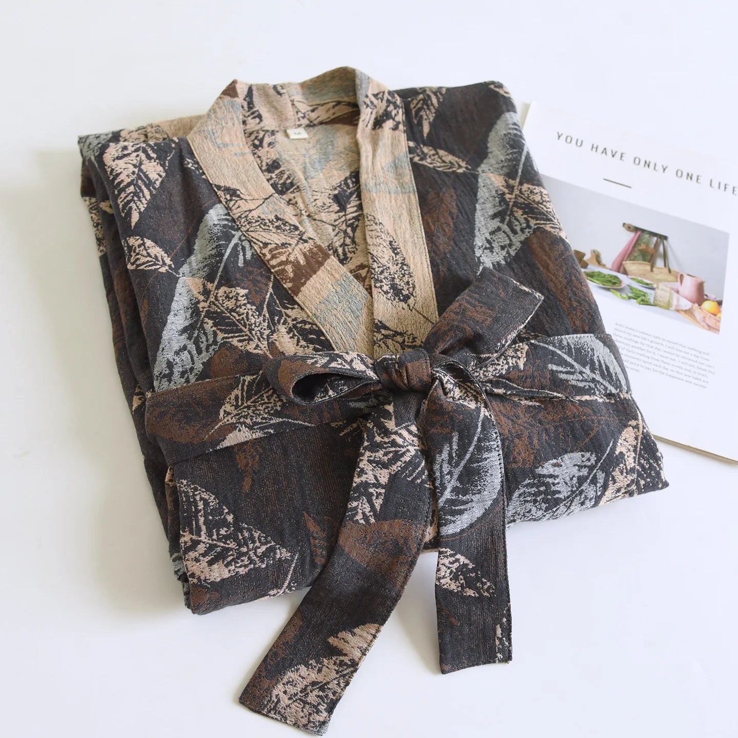 Men's Cotton Crepe Pajamas Robe Japanese Kimono Cardigan Print Sleepwear V-Neck Gauze Comfort Bathrobe Homewear for Men