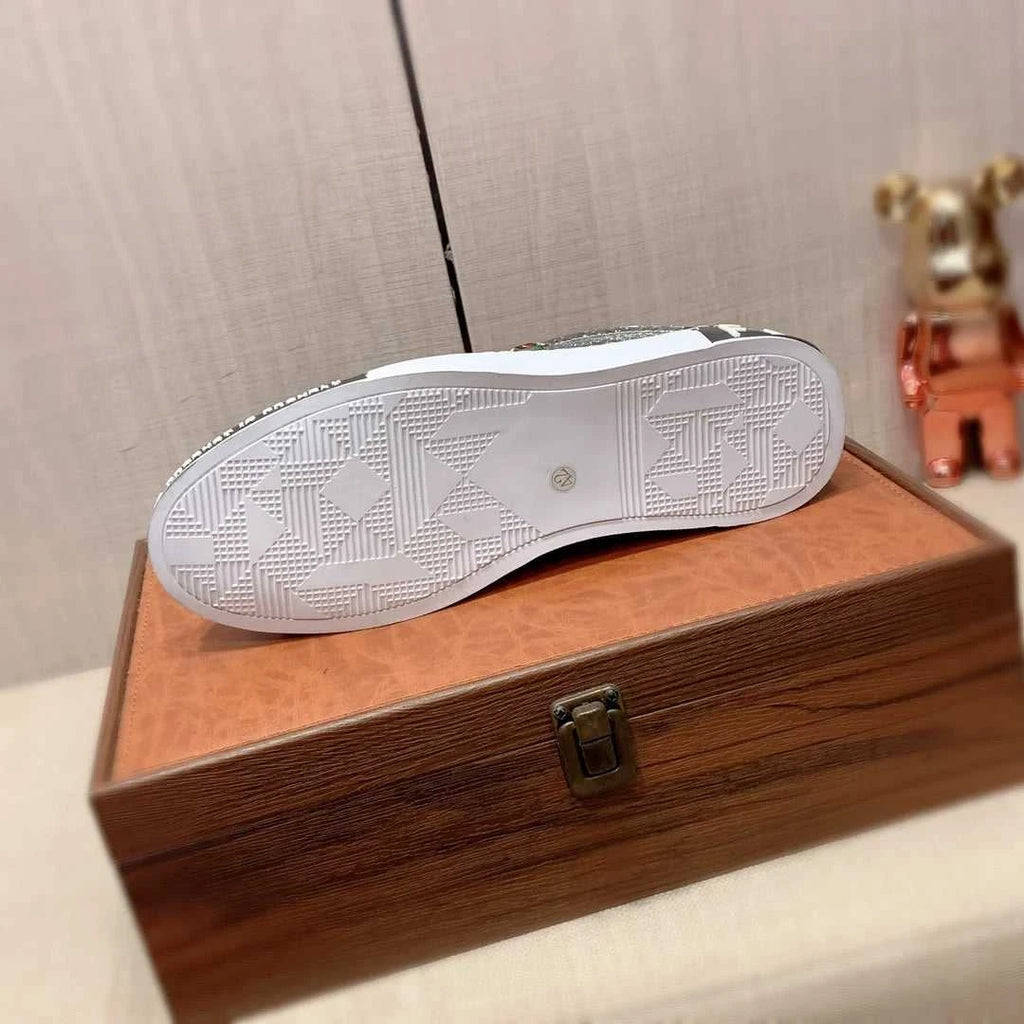 Men's Genuine Leather Sports Sneakers Casual Leather Strap Light Soft Sole Comfortable Lace-Up Shoes The jack market .AU The jack market .AU Step Up Your Style: Trendy Shoes for Every Occasion! $ 143 14:29;200000124:100010483