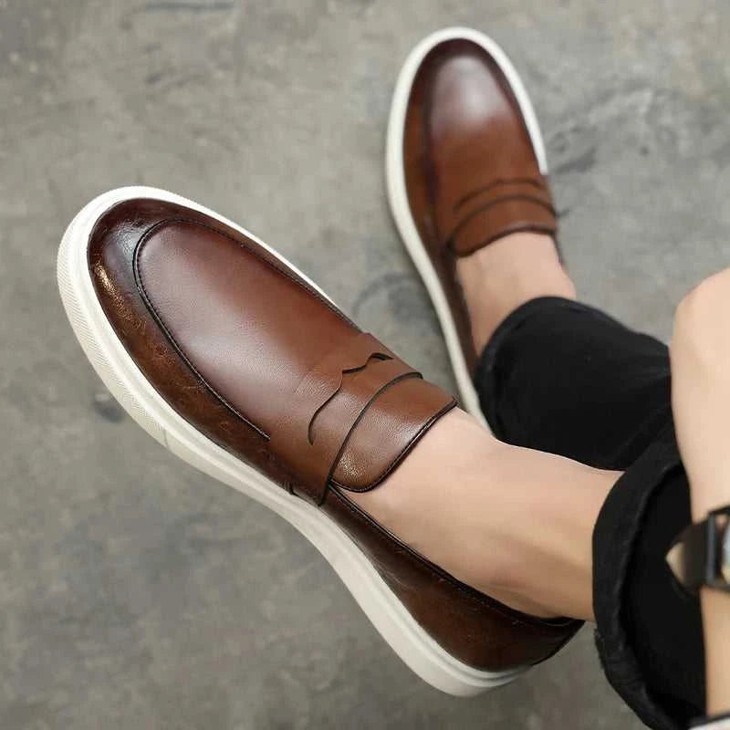Fashion Men's Casual Shoes Embossed Leather Men Classic Retro British Style Tassels Loafers Mens Slip-on Outdoor Driving Flats The jack market .AU The jack market .AU Step Up Your Style: Trendy Shoes for Every Occasion! $ 101 14:193#S11 Black;200000124:200000364#39 (US 6.5);200007763:201336100