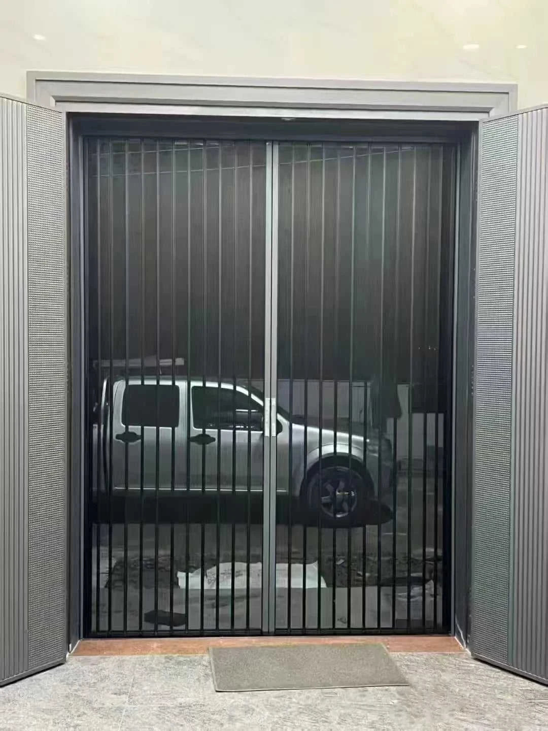 Cats mesh screen door anti scratch aluminum frame Pleated metal Mesh Retractable Folding fly Screen security door The jack market .AU The jack market .AU Home $ 1519 <none>
