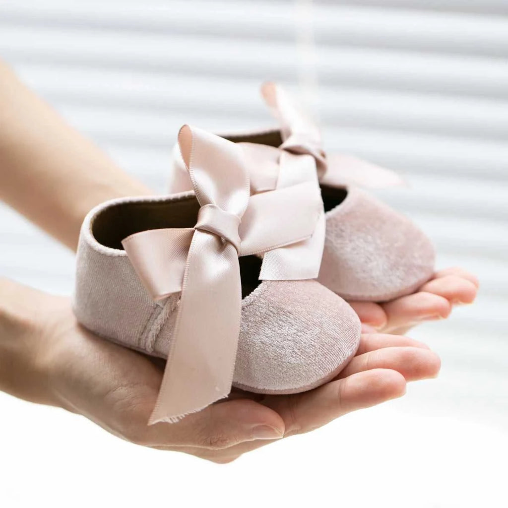 Meckior Baby Girl Shoes Princess Ballet Slippers Non-slip Flat Soft-sole Cotton Rubber Crib Butterfly-knot Infant First Walkers The jack market .AU The jack market .AU Mum & Kids: Essential Products for Every Family $ 24 14:10;200000124:100010420#0-6 months