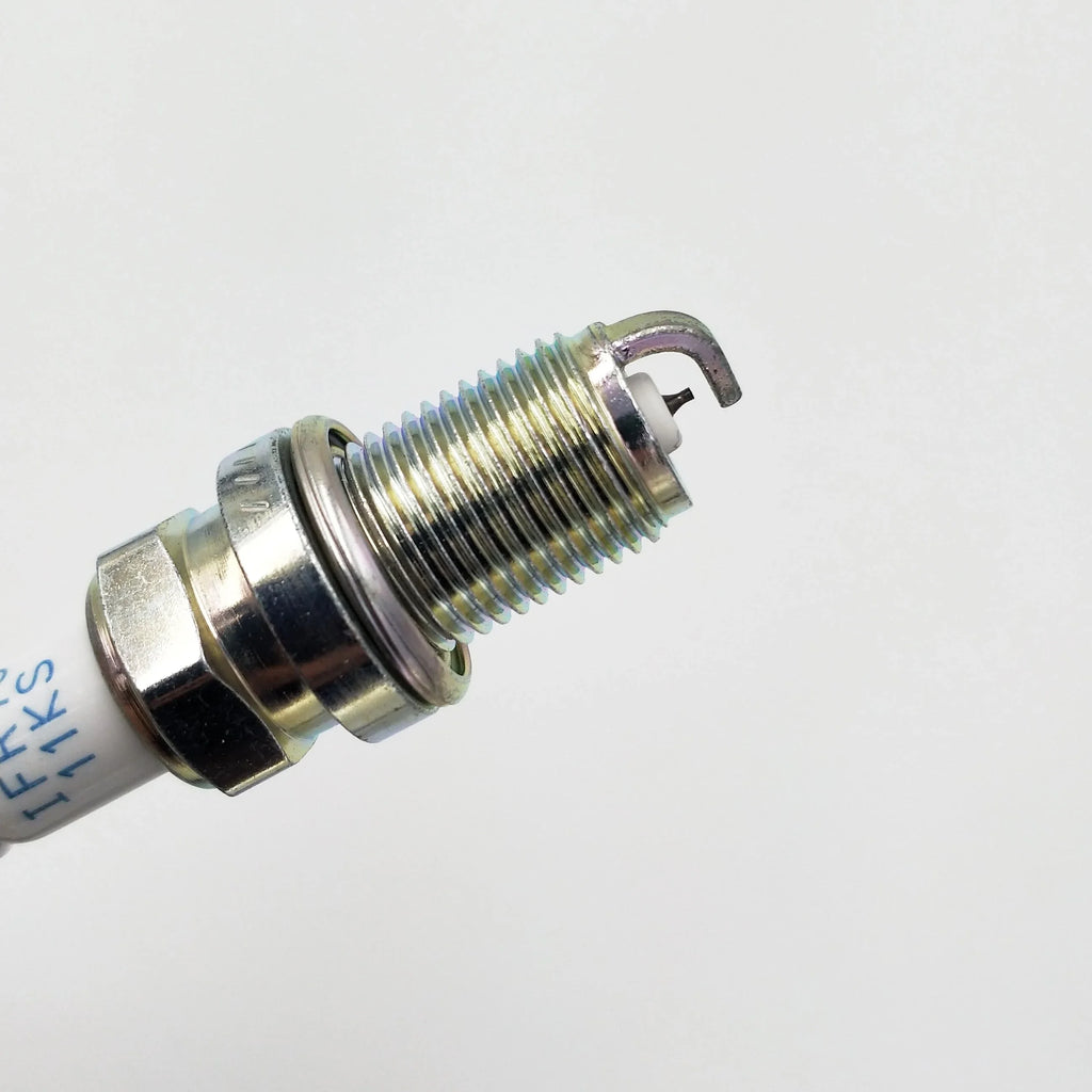 4pcs/lot IFR7G-11KS IFR7G11KS 7746 Spark Plugs For RSX Type-S 02-06 CIVIC Si 06-11 S2000