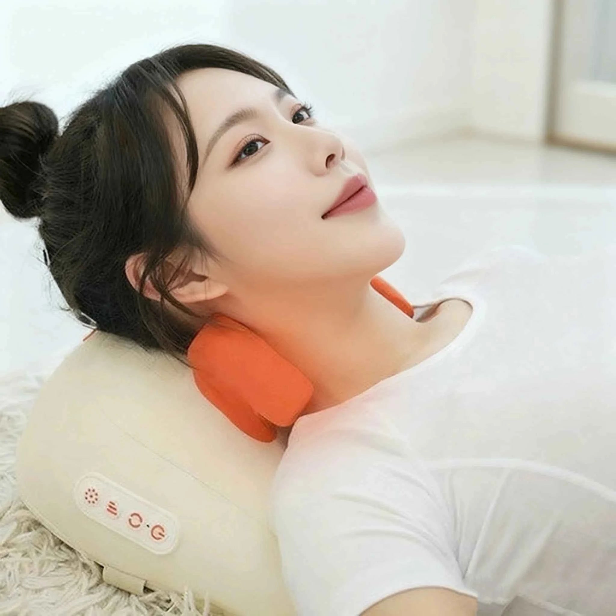 SPA Portable Wireless Neck & Shoulder Massager – Super Strong, Warm & Cozy Pillow for Ultimate Relaxation