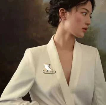 creative Christmas diamond ice skate brooch enamel clothing acceossries pins The jack market .AU The jack market .AU Jewellery & Chains $ 47 200001033:350525#R8-3-8107