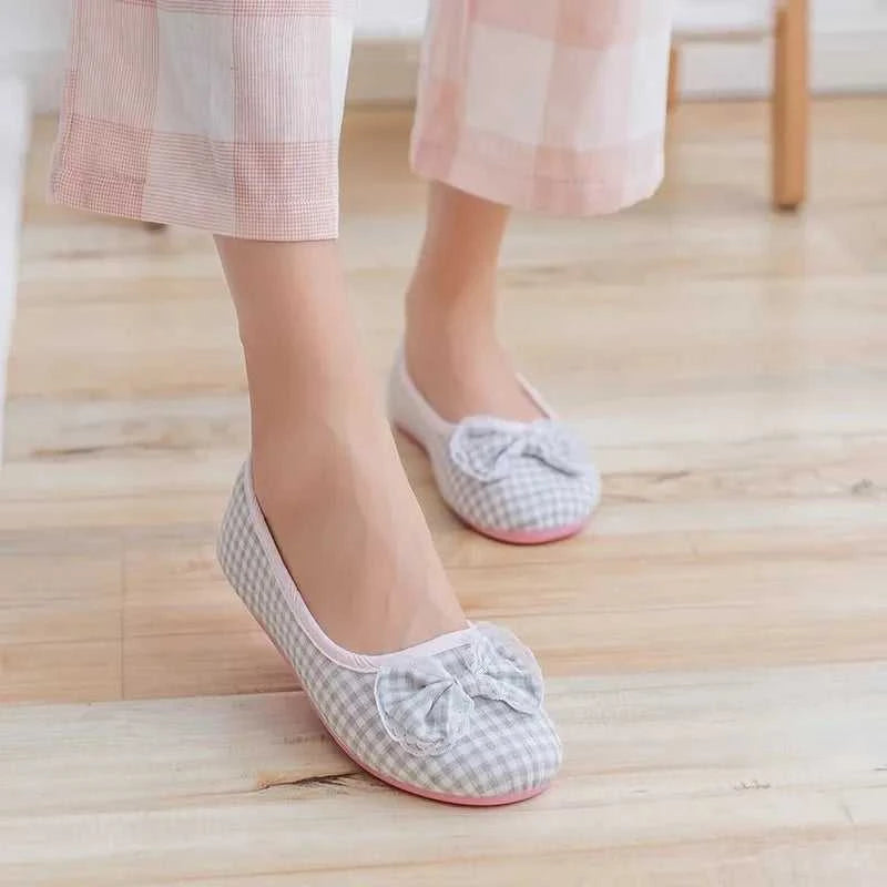 GKTINOO 2026 Winter-Autumn At Home Thermal Cotton-Padded Slippers Women's Cotton Slippers Indoor Slippers With Soft Outsole Shoe The jack market .AU The jack market .AU Step Up Your Style: Trendy Shoes for Every Occasion! $ 58 14:1052;200000124:1394