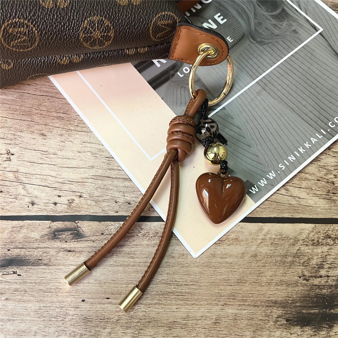 Female Keychain with PU Leather Lanyard for Keychain DIY Mobile Hanging Tape Accessories Rope Vintage Phone Cellular Decorations