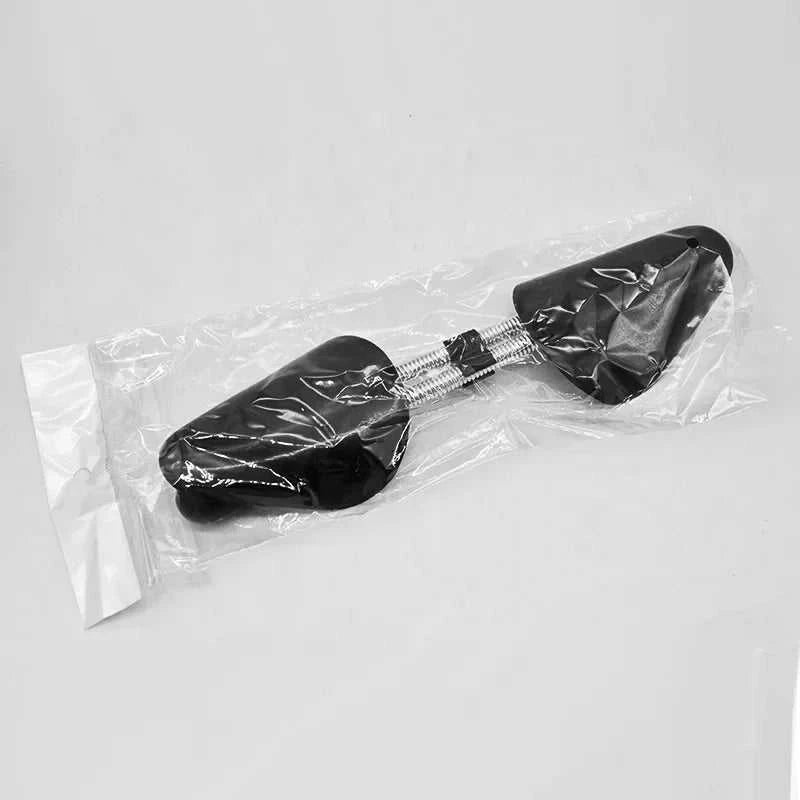 1 Pair Practical Plastic Adjustable Length Durable Black Women Men 2-Way Shoes Stretcher Tree Shaper Shoe Stretcher Holder The jack market .AU The jack market .AU Step Up Your Style: Trendy Shoes for Every Occasion! $ 51 14:771#black S;200007763:201336100
