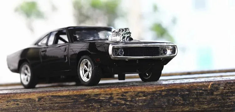 1:32 Simulation 1970 Dodge Charger Alloy Sports Car Model Sound Light Pull Back Luxury Car Children's Toy Gift Ornaments