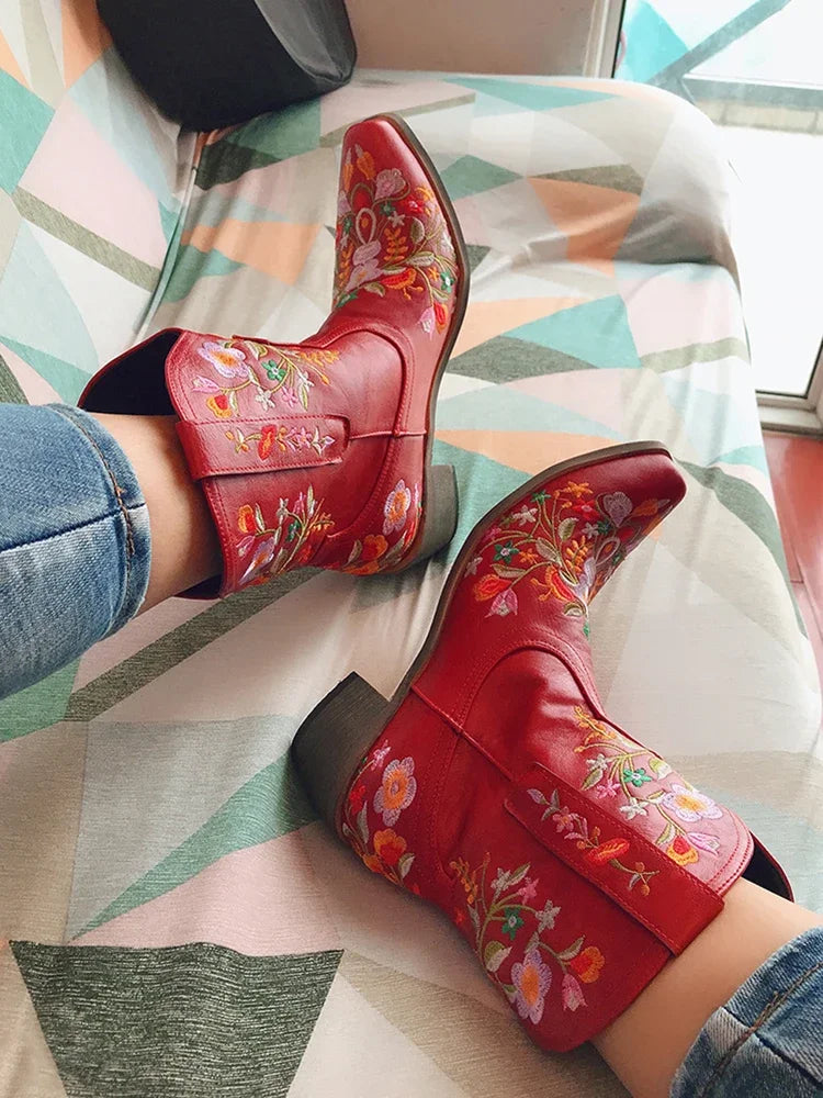 Women Cowboy Boots Luxury Embroidery Pointed Toe Winter Boots Ladies Shoes Comfortable Designer Botas Outdoor Skidproof Wearable