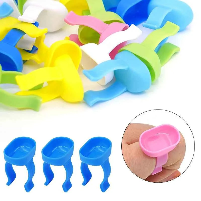 10pcs Dental Mixing Finger Ring Bowl Cup Plastic Silicone Holder Random Color Dappen Dish Prophy Paste Rings Handy Tool