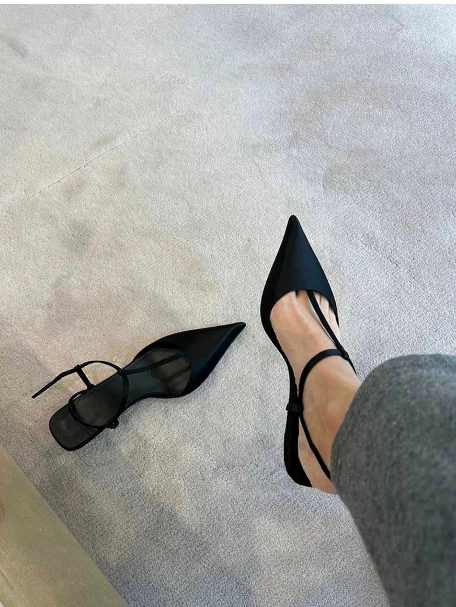 Women's Heeled Shoes New Sexy Pointed Toe Chunky Heel Slingbacks Shoes for Women High Heel Shoes Dress Party High Heel Sandals The jack market .AU The jack market .AU Step Up Your Style: Trendy Shoes for Every Occasion! $ 69 14:933;200000124:200000334