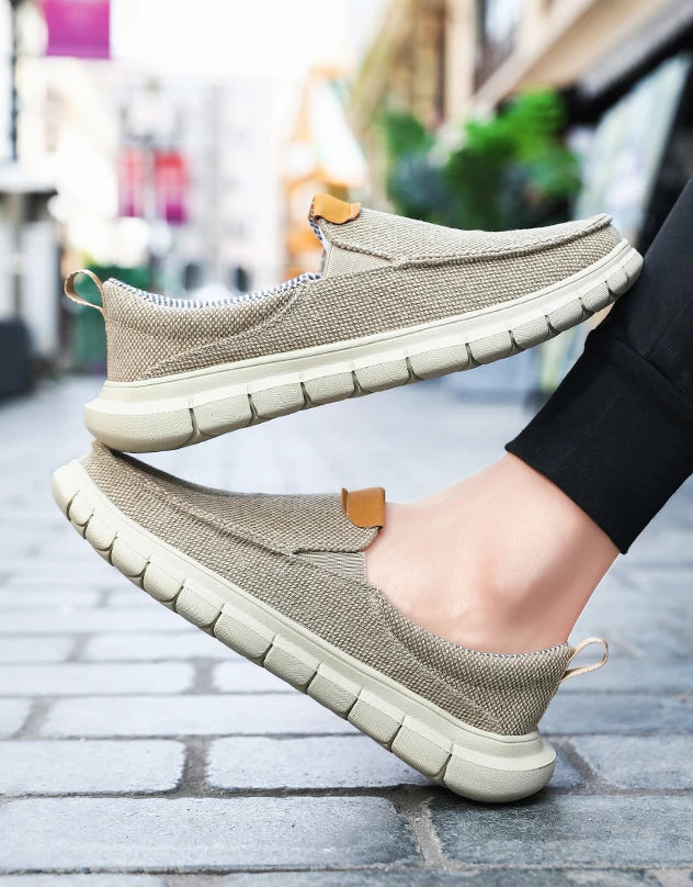 Men Casual Canvas Shoes Mens Loafers Breathable Slip on Flats Male Vulcanized Shoes Driving Shoes Plus Size 47 Walking Sneakers
