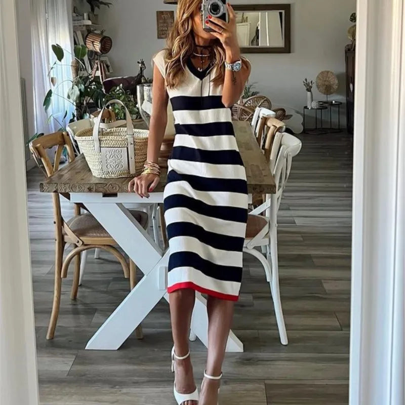 Black & White Striped V-Neck Pullover Dress with Slit - Casual & Loose Fit for Summer 2026