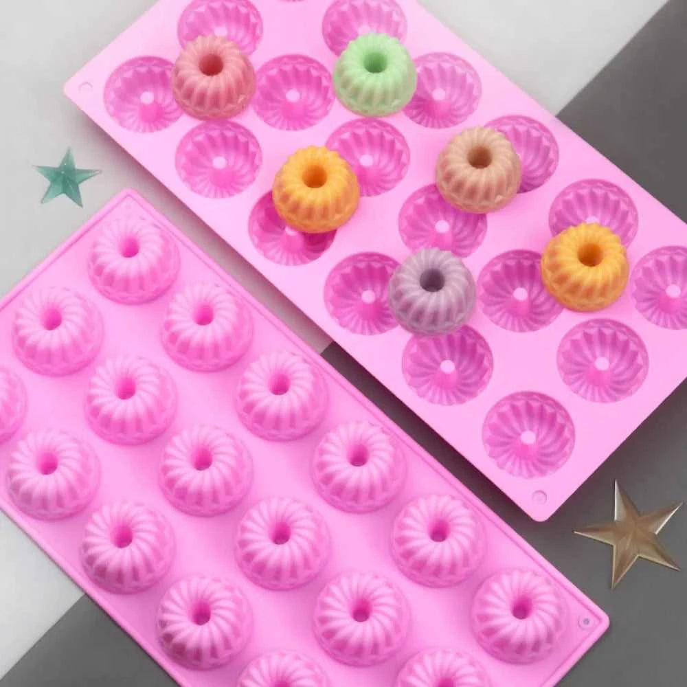 15 Hole Windmill Flower Shape Silicone Chocolate Mold DIY Ice Tray Multi-function Kitchen Baking Tools French Dessert Cake Mold The jack market .AU The jack market .AU Home $ 25 14:200004889#DGMJ040-5