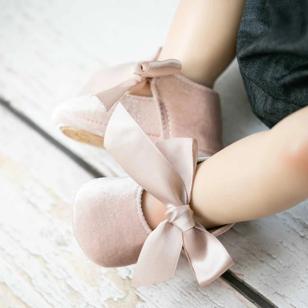 Meckior Baby Girl Shoes Princess Ballet Slippers Non-slip Flat Soft-sole Cotton Rubber Crib Butterfly-knot Infant First Walkers The jack market .AU The jack market .AU Mum & Kids: Essential Products for Every Family $ 24 14:10;200000124:100010420#0-6 months