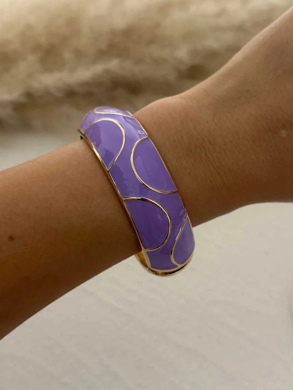 KMVEXO Irregular Purple Color Dripping Oil Zinc Alloy Enamel Bangles Geometric Wide Cuff Spring Bracelets For Women Jewelry ﻿ The jack market .AU The jack market .AU Jewellery & Chains $ 52 200001034:361181#35661-Purple