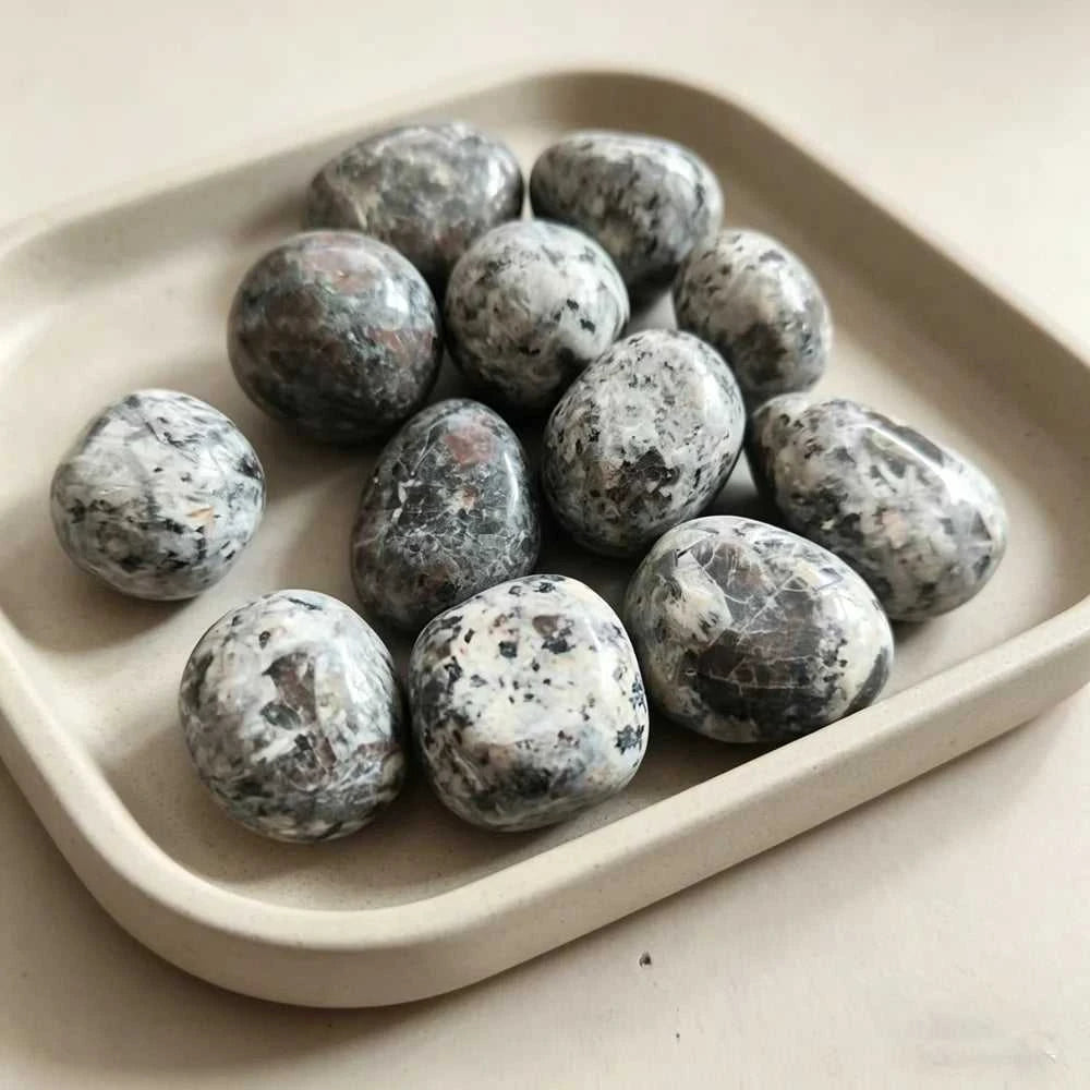 Natural Bright Yooperlites Flamestone UV Glowing Crystal Stone FireStone Fluorescent Sodalite Flame Stone Home Decoration Stone The jack market .AU The jack market .AU Home $ 22 14:200006152#about 100g;200007763:201336100;5:100014064#2-3cm