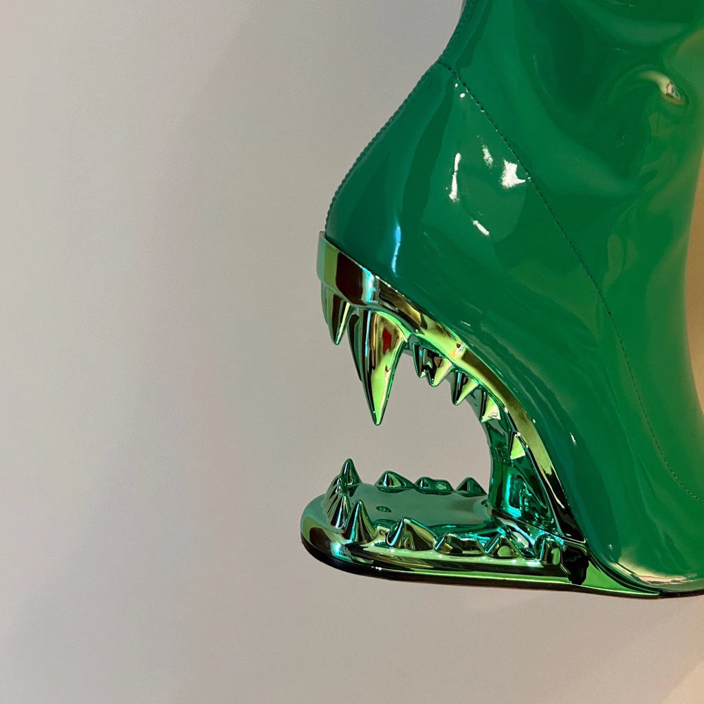 Women's Pointed Tiger Teeth Heel Knee High Elastic Boots Fashionable Over-the-Knee Super High Heel Banquet Show Shoes Autumn Winter