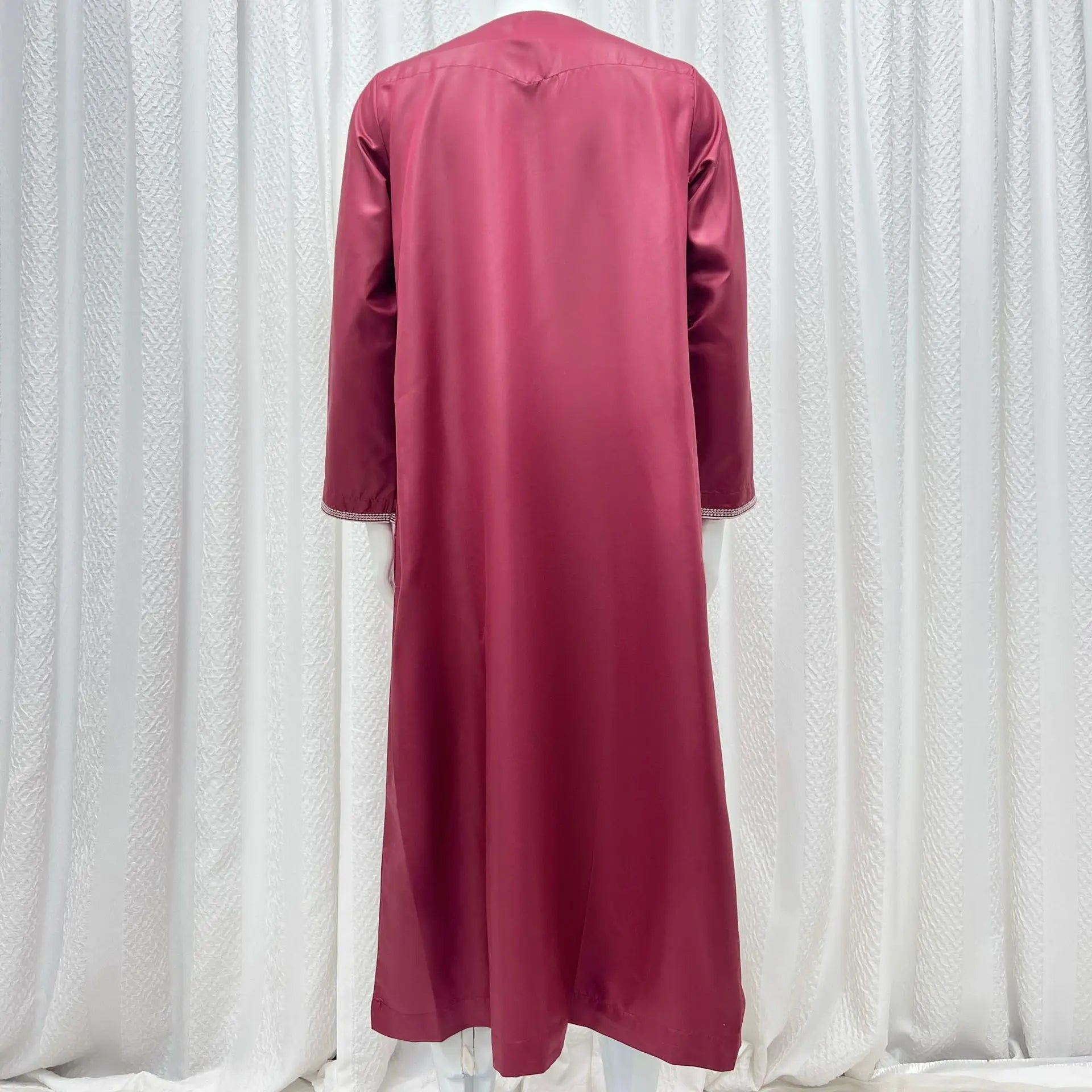 New 2026 Men's Muslim Abayas Dress Long-sleeved Pullover Kaftan Robe Men Jubba Thobe Pakistan Saudi Arab Caftan Islamic Clothing