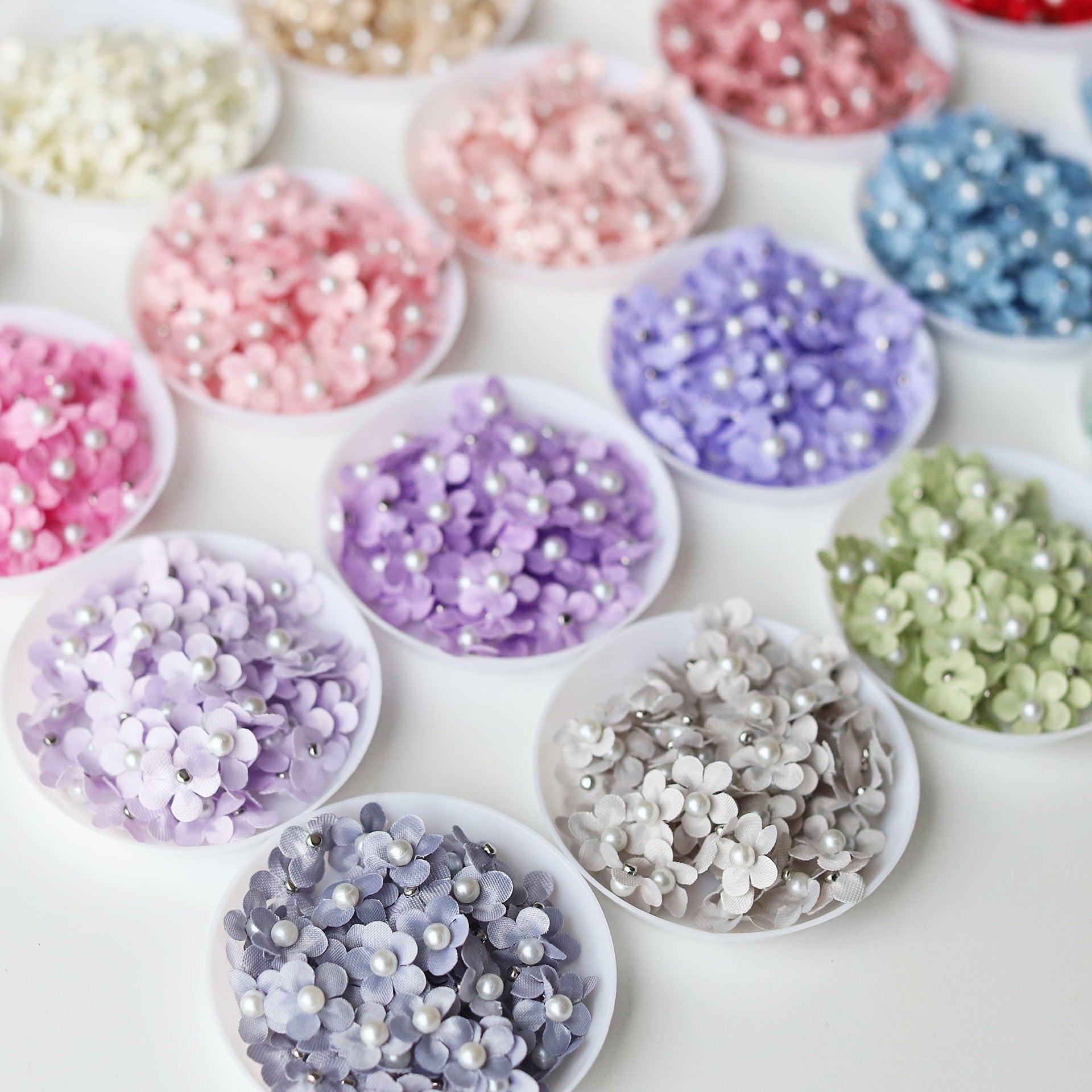 100pcs 12mm Mini Imitation Pearl Satin Flowers for DIY Wedding Dress Baby Doll Clothes Hairpin Handmade Sewing DIY Craft Decor